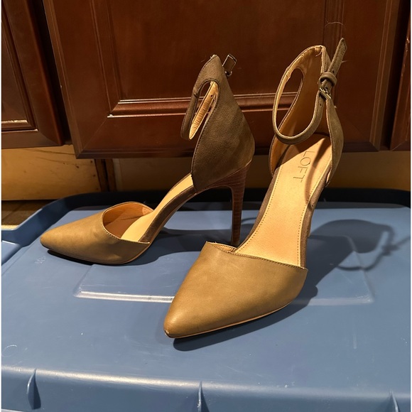LOFT Heels - Picture 2 of 6